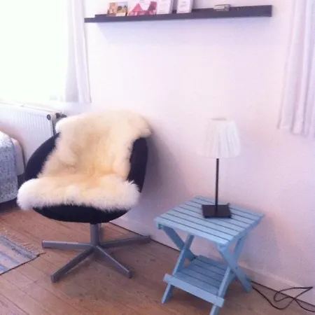 Bed & Breakfast Praestogaard *